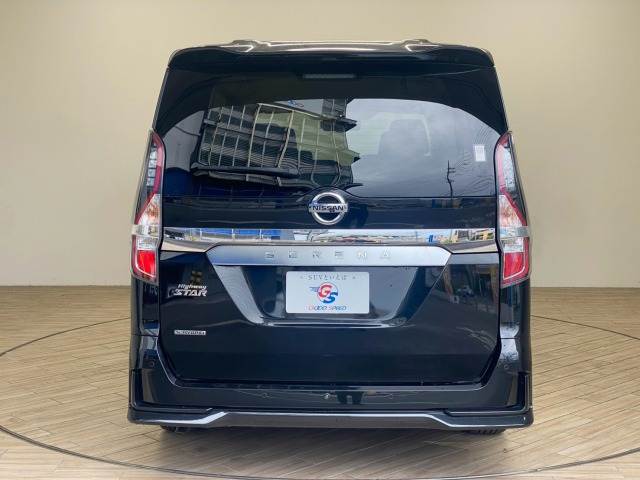 日産 セレナ