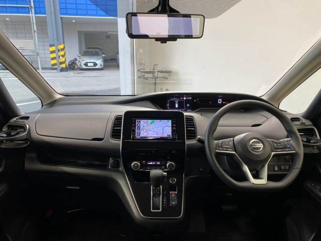 日産 セレナ