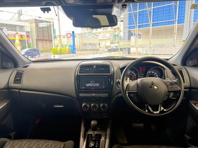 三菱 RVR