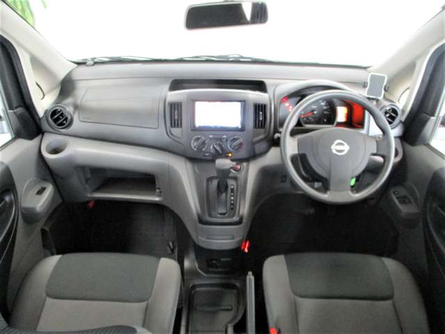 日産 NV200バネットバン