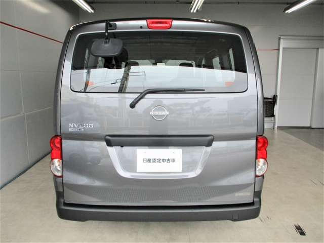 日産 NV200バネットバン