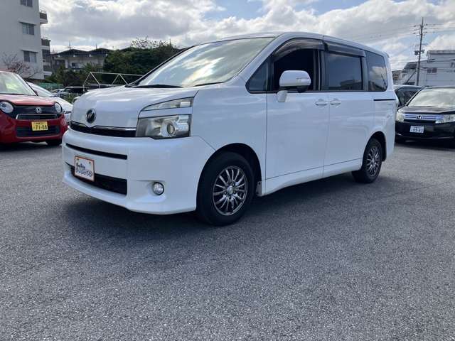 トヨタ ヴォクシー