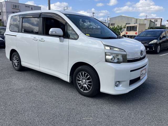 トヨタ ヴォクシー