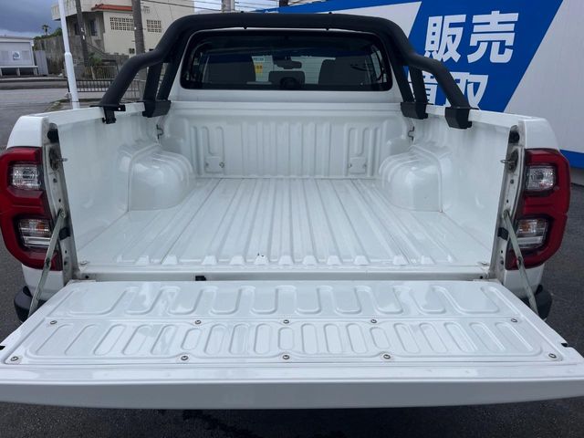 トヨタ ハイラックス