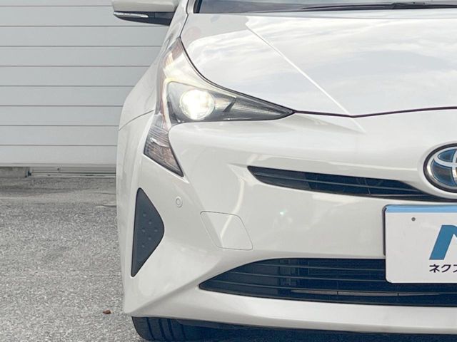 トヨタ プリウス