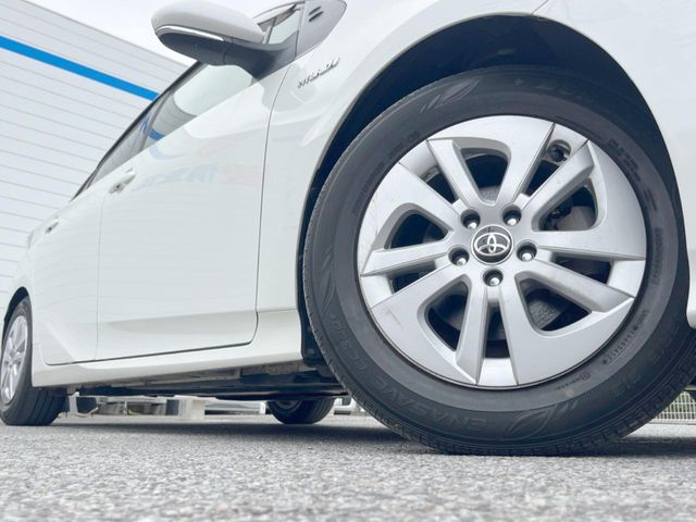 トヨタ プリウス