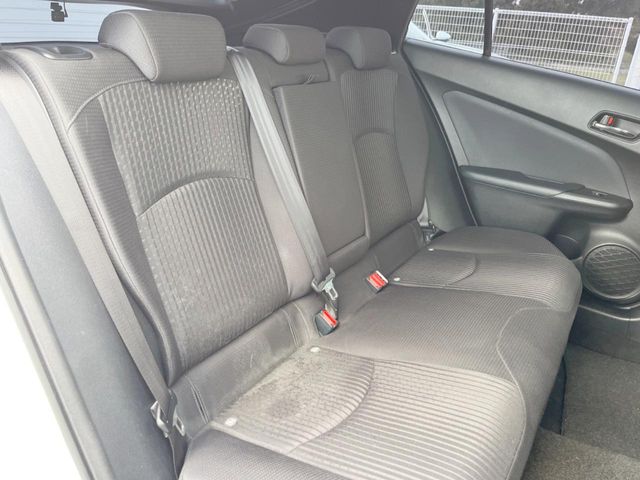 トヨタ プリウス