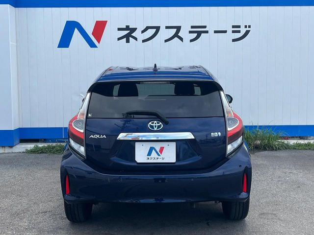 トヨタ アクア