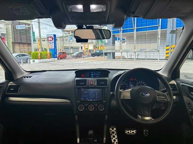 スバル フォレスター