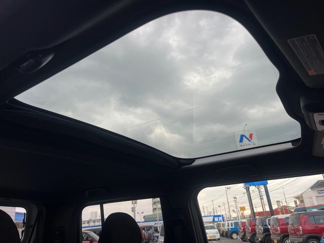 ダイハツ タフト