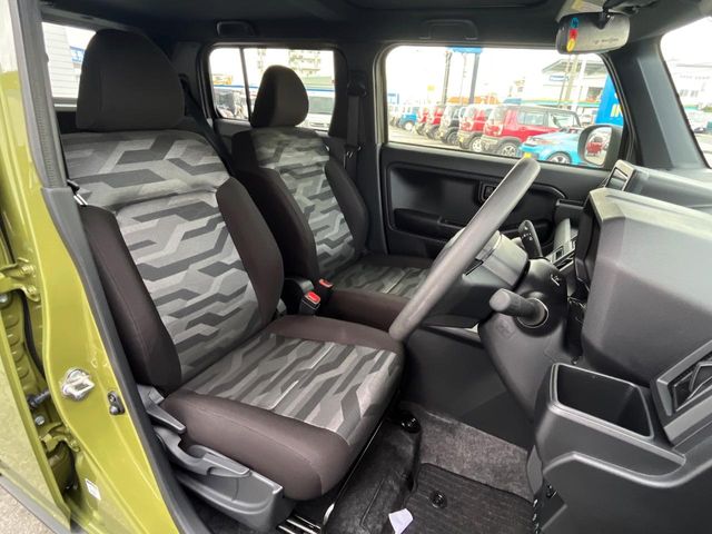 ダイハツ タフト