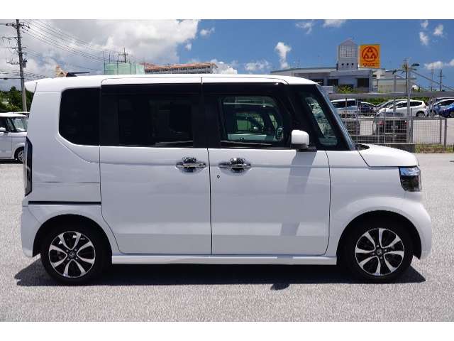 ホンダ N-BOX