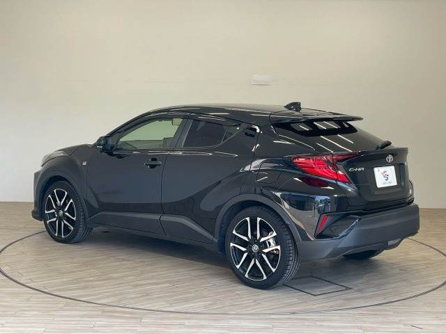 トヨタ C-HR