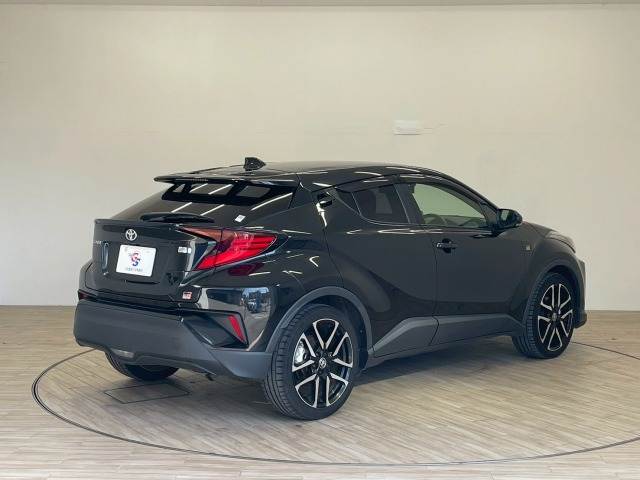 トヨタ C-HR