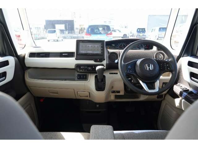 ホンダ N-BOX