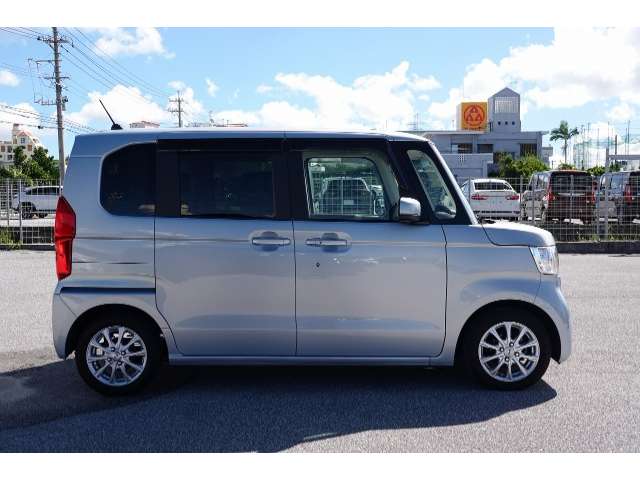 ホンダ N-BOX