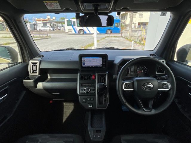 ダイハツ タフト