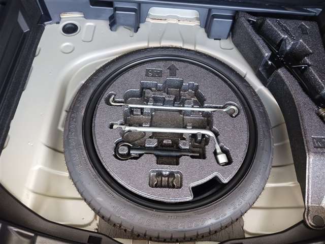 トヨタ カローラツーリング