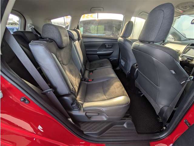 トヨタ プリウスα