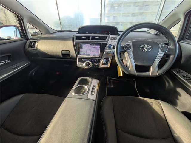 トヨタ プリウスα