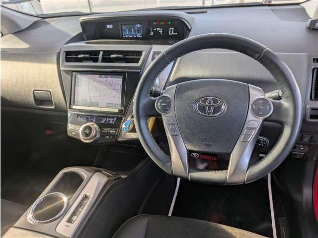 トヨタ プリウスα