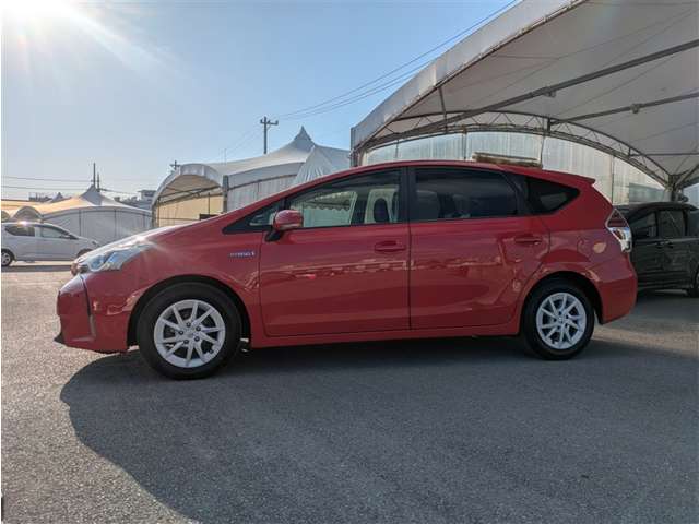 トヨタ プリウスα