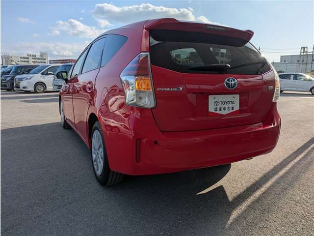 トヨタ プリウスα