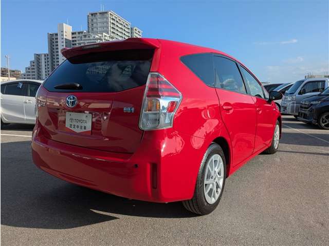 トヨタ プリウスα