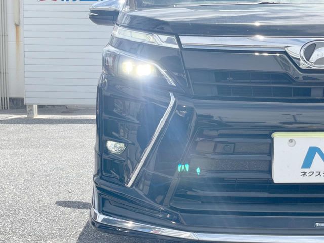 トヨタ ヴォクシー