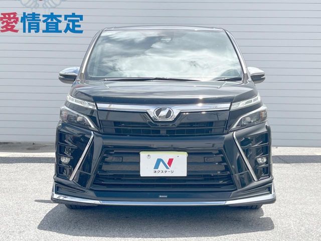 トヨタ ヴォクシー