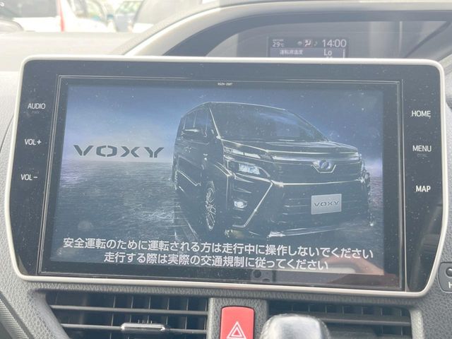 トヨタ ヴォクシー