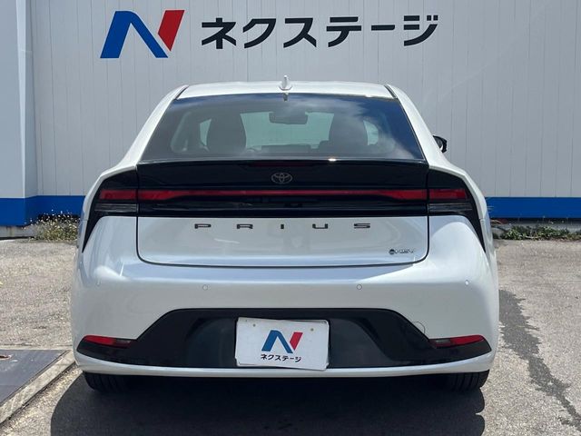 トヨタ プリウス