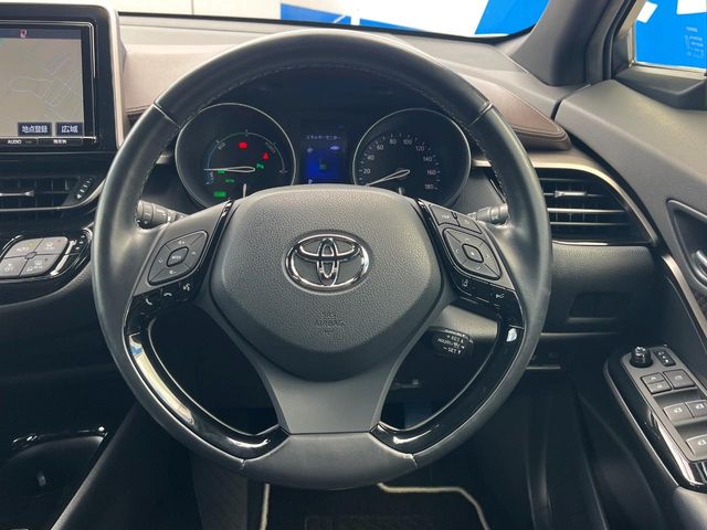 トヨタ C-HR