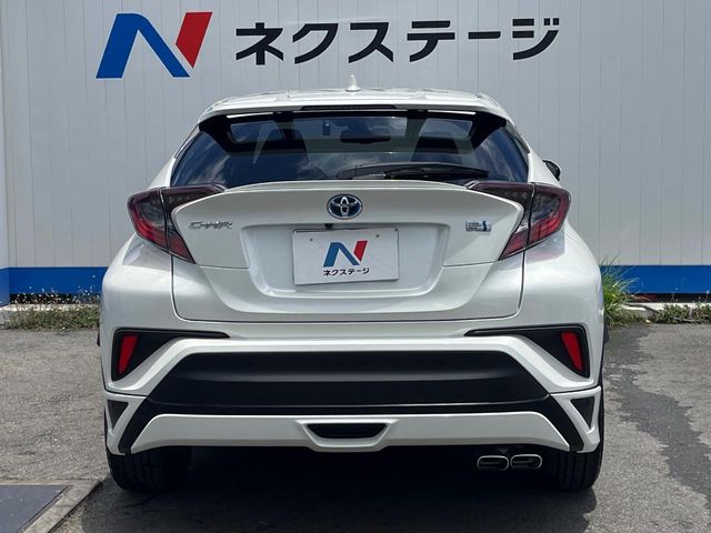トヨタ C-HR