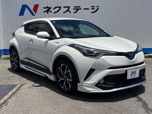 トヨタ C-HR
