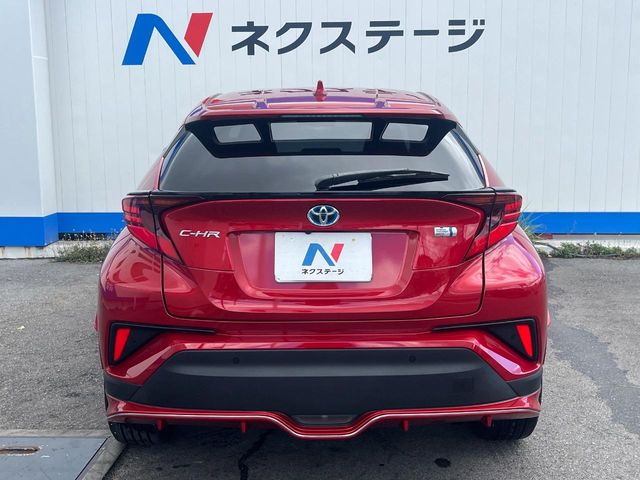 トヨタ C-HR