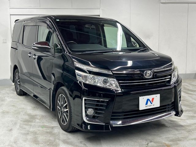 トヨタ ヴォクシー