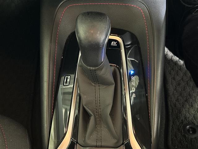 トヨタ カローラスポーツ