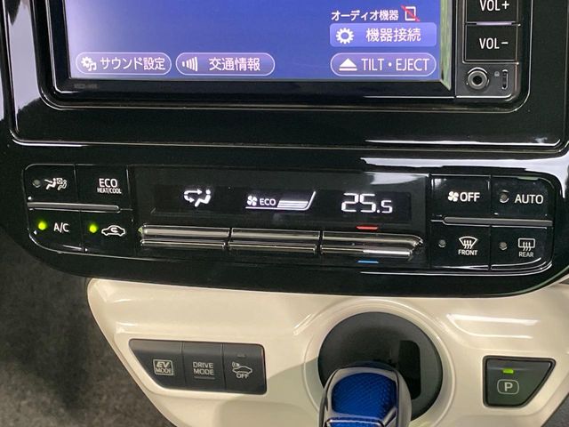 トヨタ プリウス