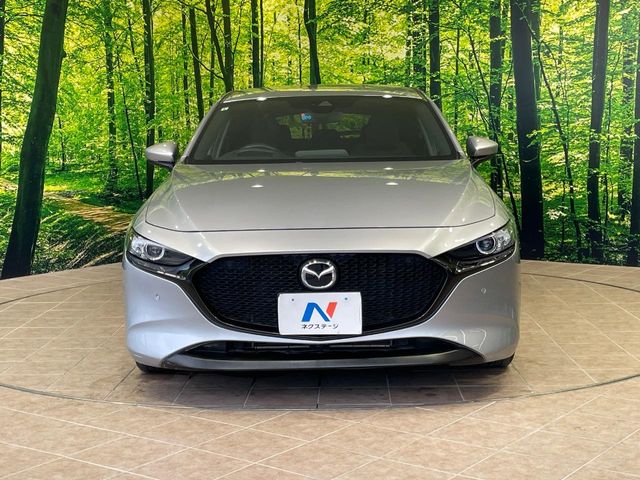 マツダ MAZDA3ファストバック