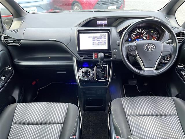 トヨタ ヴォクシー