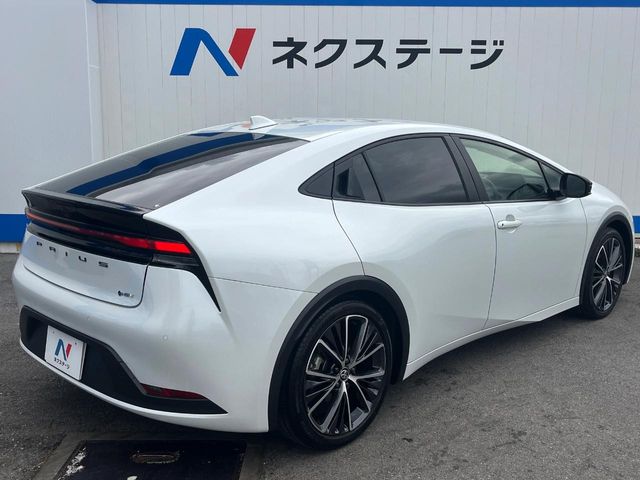 トヨタ プリウス