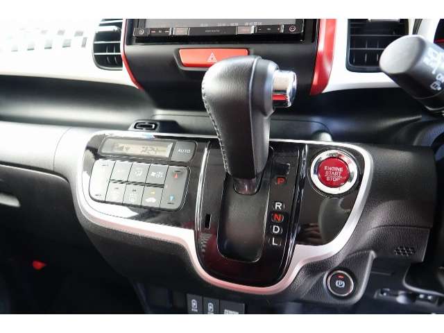 ホンダ N-BOXスラッシュ