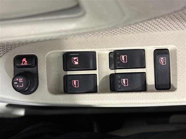 スバル ステラ