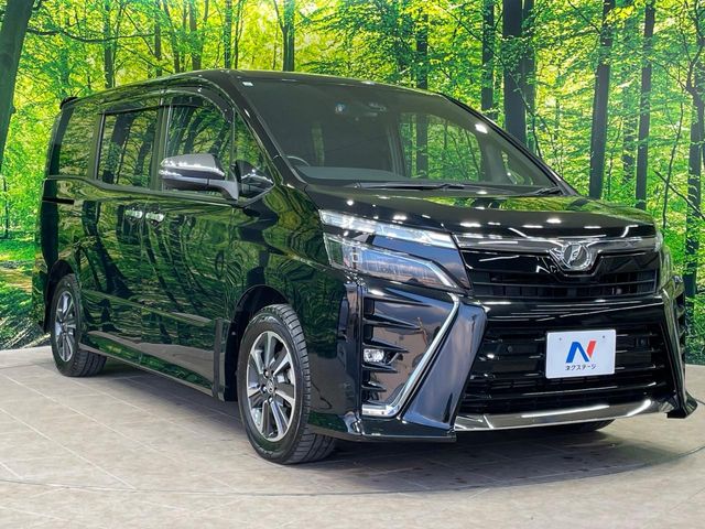 トヨタ ヴォクシー