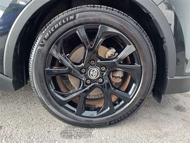 トヨタ C-HR