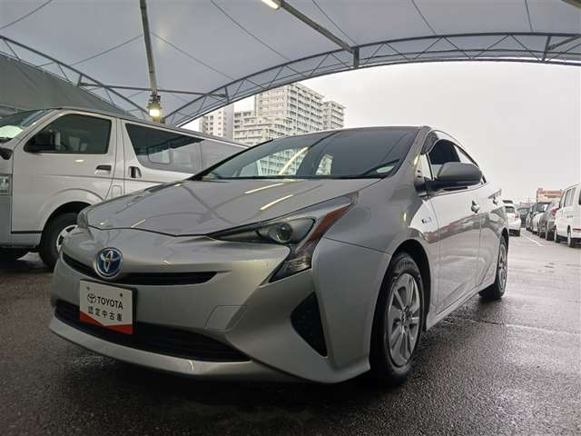 トヨタ プリウス