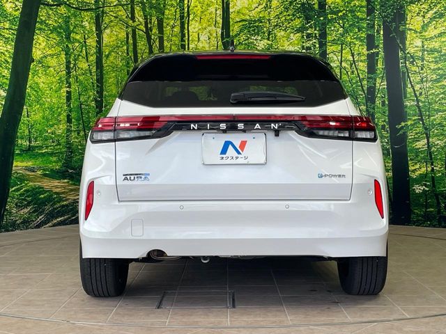 日産 ノートオーラ