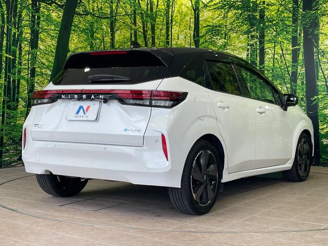 日産 ノートオーラ