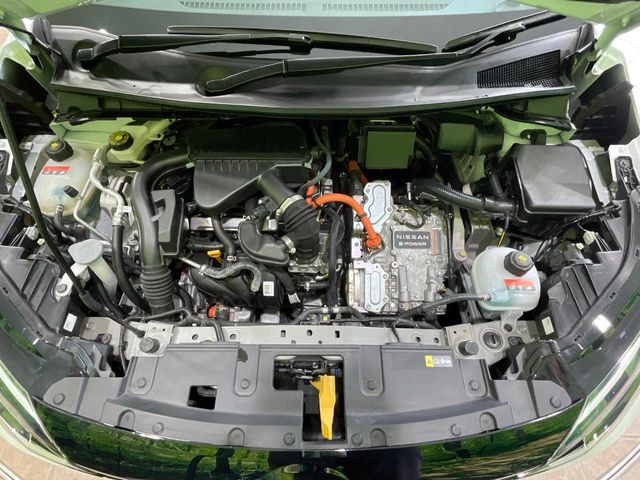 日産 ノートオーラ